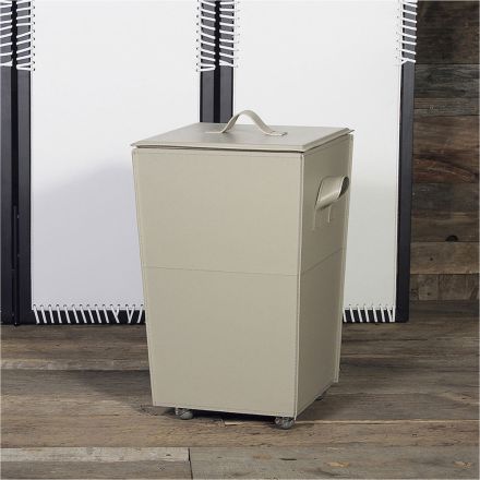 مزهرية من الجلد والخشب والكتان مع عجلات مطاطية - صيفية Viadurini