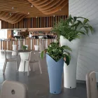 مزهرية ديكور داخلية من البولي إيثيلين الملون، صنع في إيطاليا - سيرفيا Viadurini