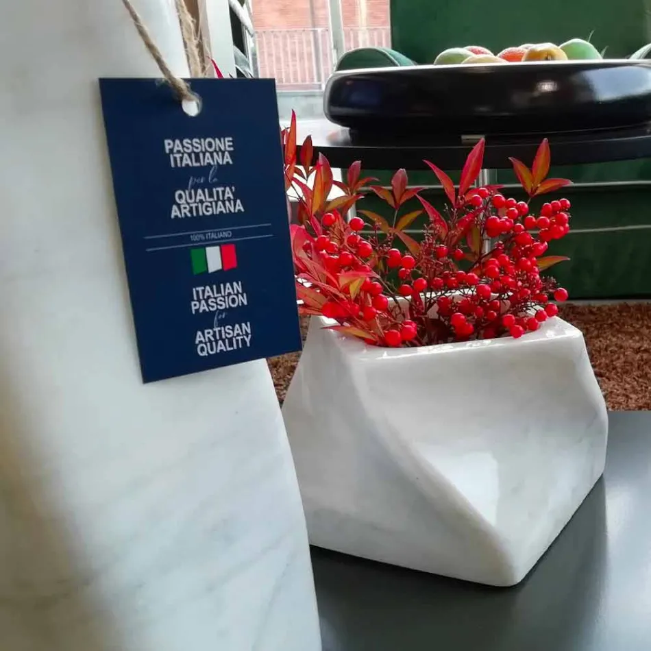 مزهرية بتصميم زخرفي من رخام بارديجليو أو كارارا، صنع في إيطاليا - بريزما Viadurini