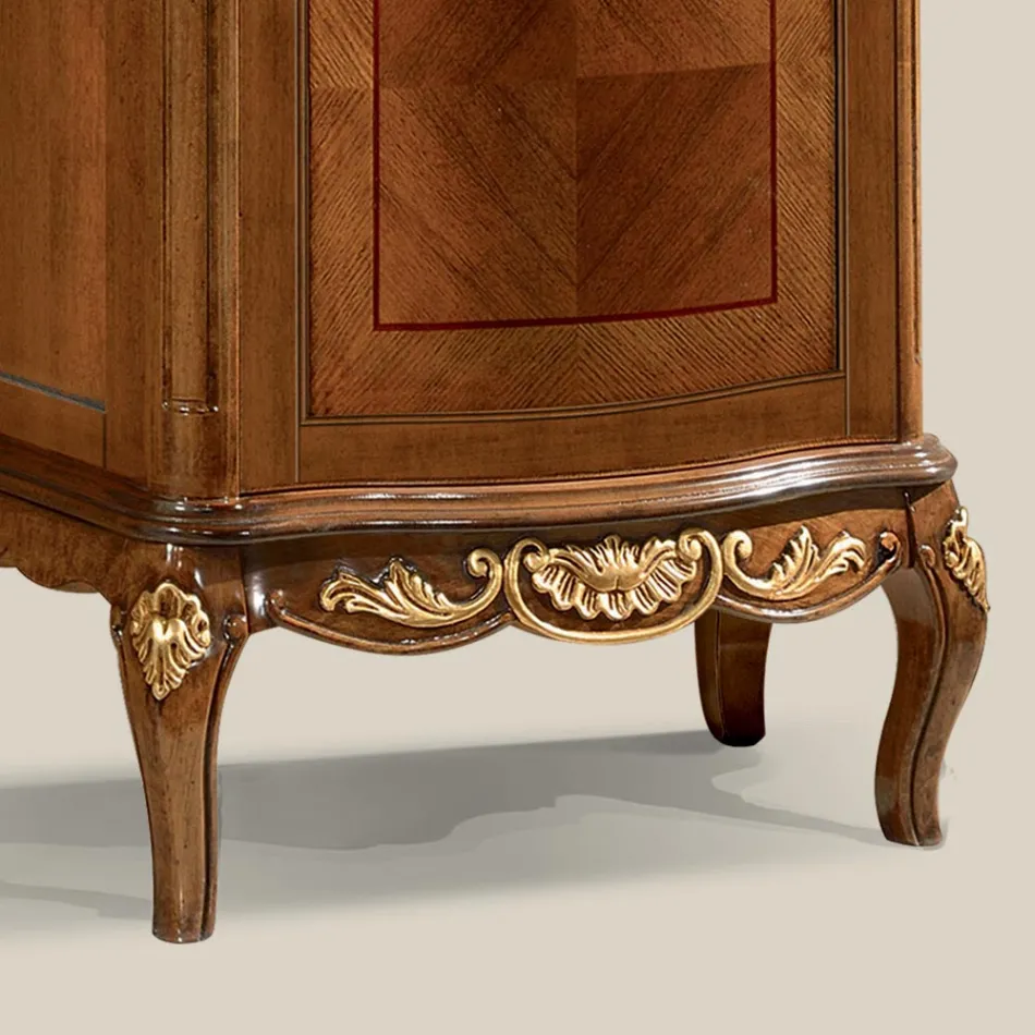 خزانة عرض كلاسيكية مصنوعة من خشب الجوز الأبيض أو خشب الموكا، صنع في إيطاليا - شانتيلي Viadurini